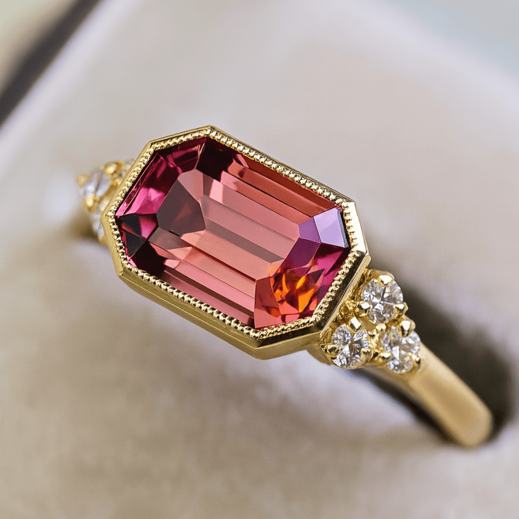 Isolde Ring – Blush Red Emerald Gemstone Vintage Gold Ring