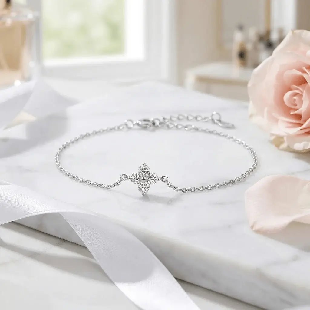 Noir Bloom Floral Bracelet - Elegant Gold & Silver