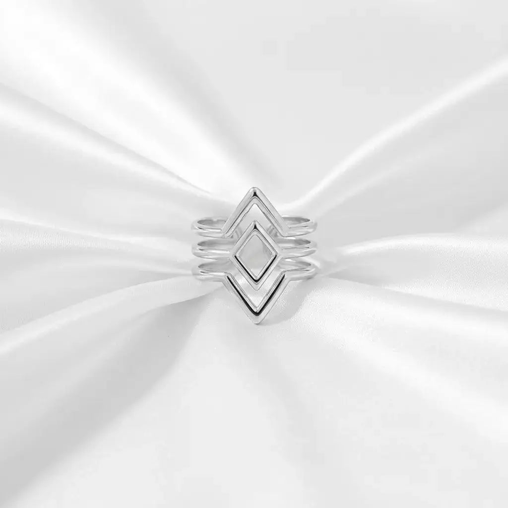 Alvora Quadria Ring – 18K Gold Plated Geometric Waterproof Tarnish-Free