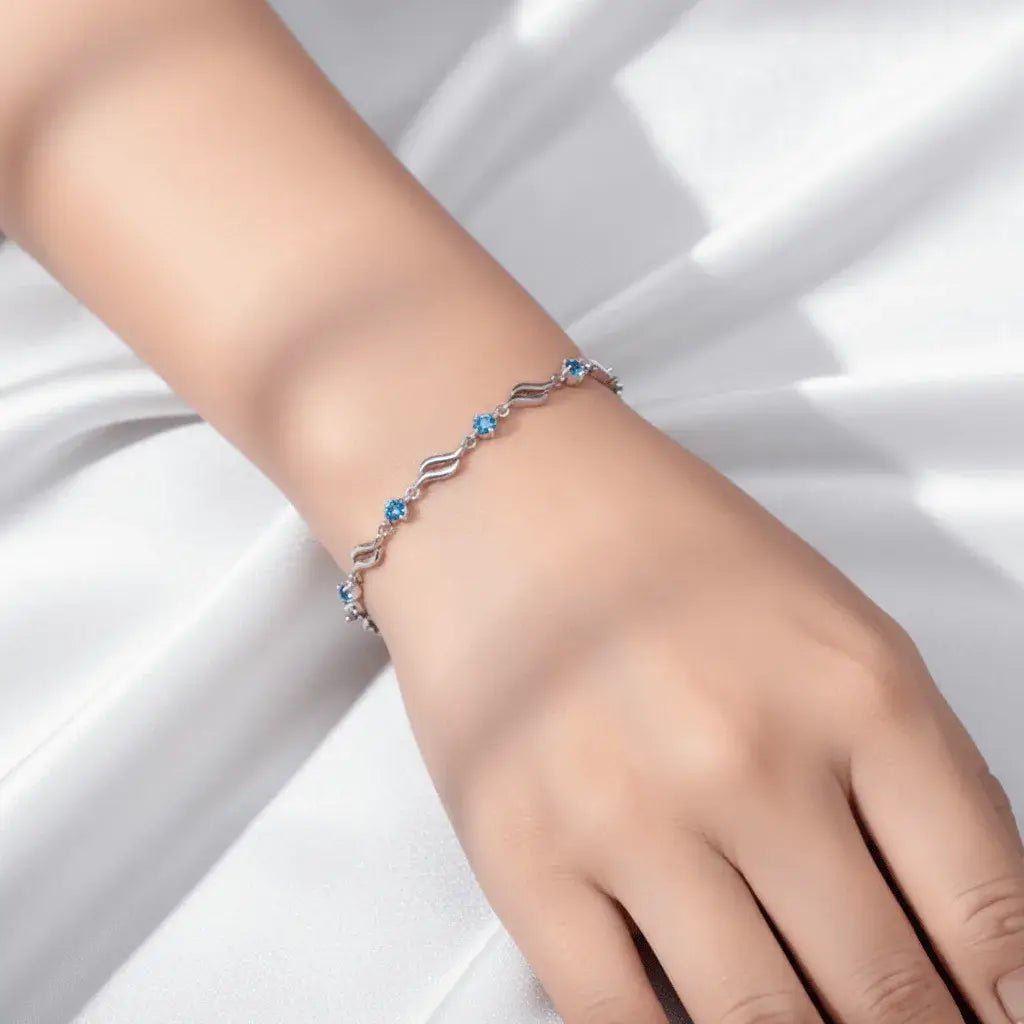 Alvora Bluséra Vintage Silver Blue Gem Bracelet | Elegant Waterproof Jewelry