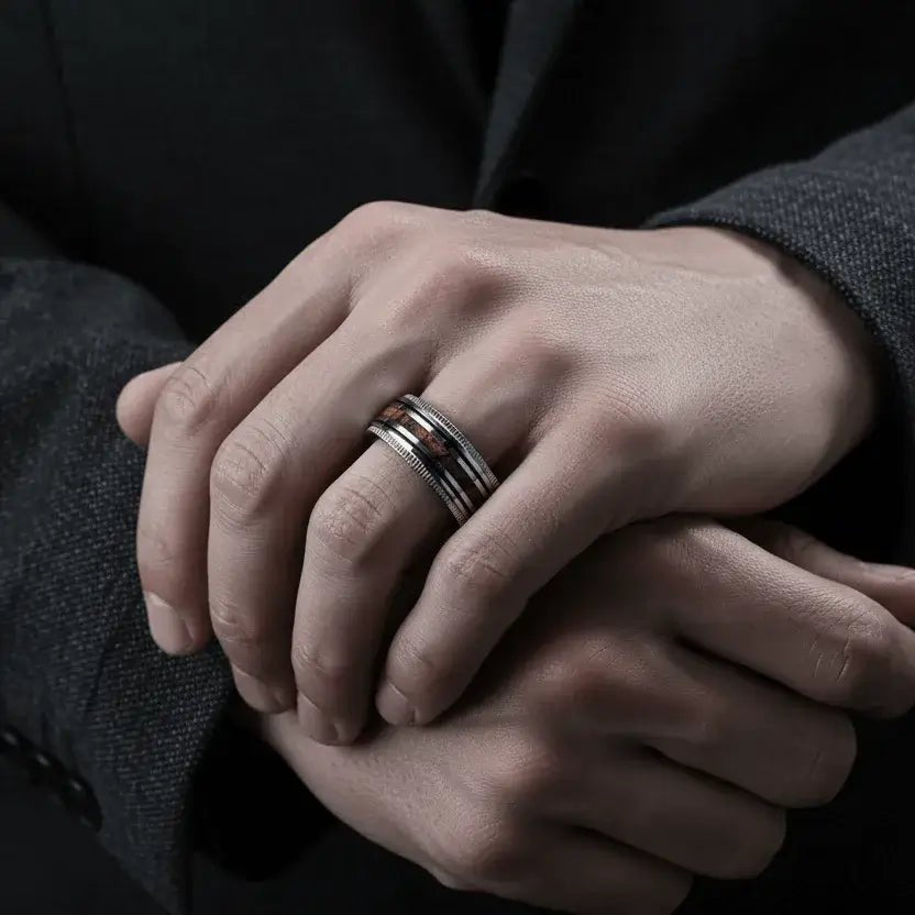 Alvora Arboris Ring | 8mm Silver Wood Grain Stainless Steel 