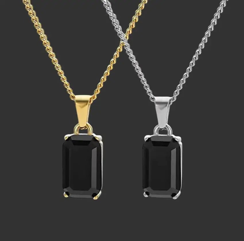 Alvora Aurelium – Onyx | Natural Onyx Pendant in Solid 18K Gold 
