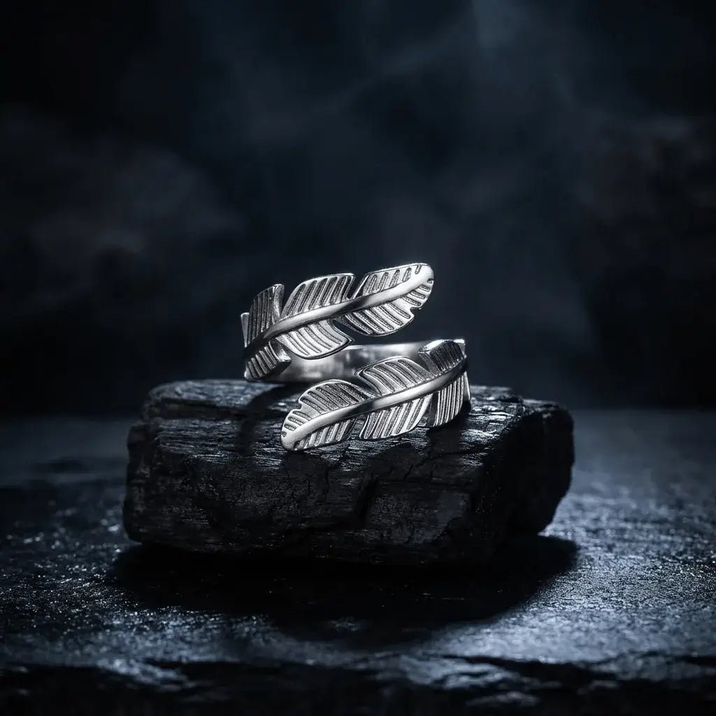 Caelora Feather Silver – Waterproof Adjustable Feather Ring