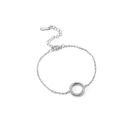 Circlia B – 18K Gold Plated Adjustable Circle Bracelet