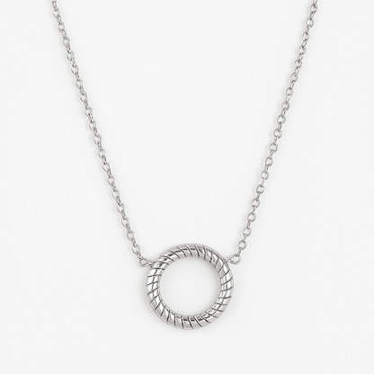 Circlia Necklace – 18K Gold Plated Circle Pendant