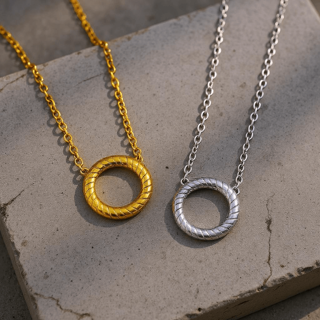 Circlia Necklace – 18K Gold Plated Circle Pendant