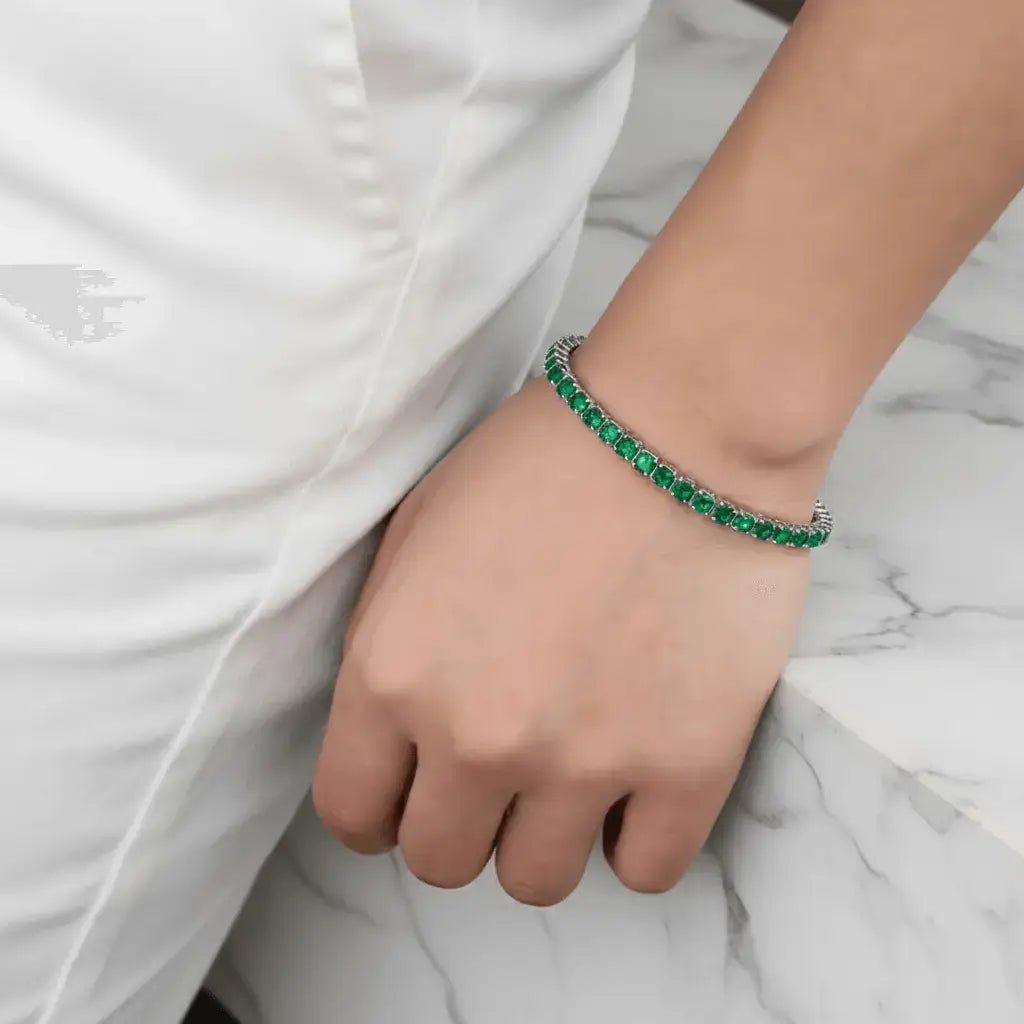 Alvora Emeralique Bracelet | Emerald Tennis Elegant Jewelry
