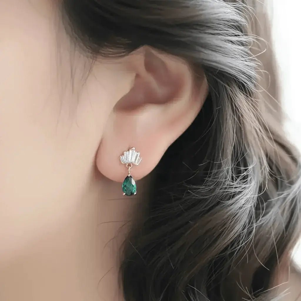 Emerion Vintage Gold Modern Stud Earrings | Alvora Jewelry