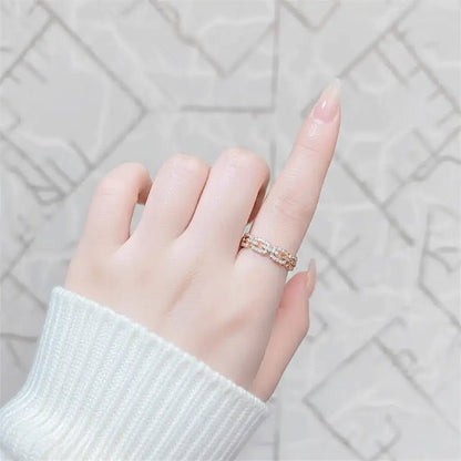 Alvora Goldaria Chain-Link Ring – Modern Waterproof Gold Jewelry
