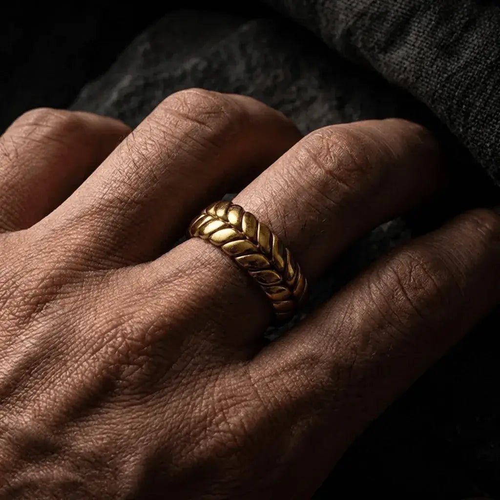 Imperion Crown Gold – Waterproof Laurel Crown Ring