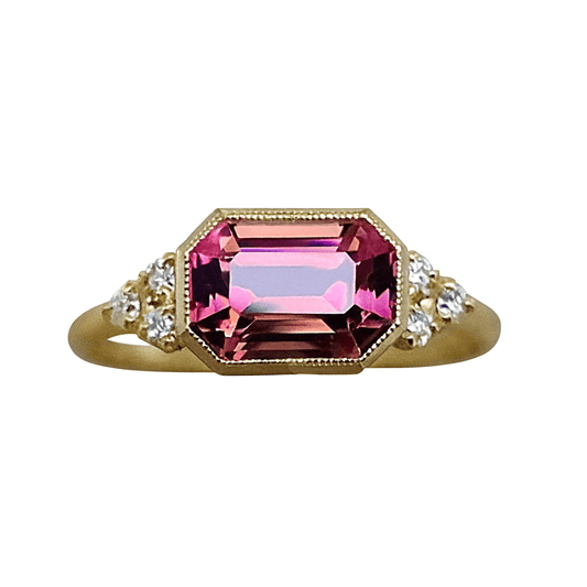Isolde Ring – Blush Red Emerald Gemstone Vintage Gold Ring