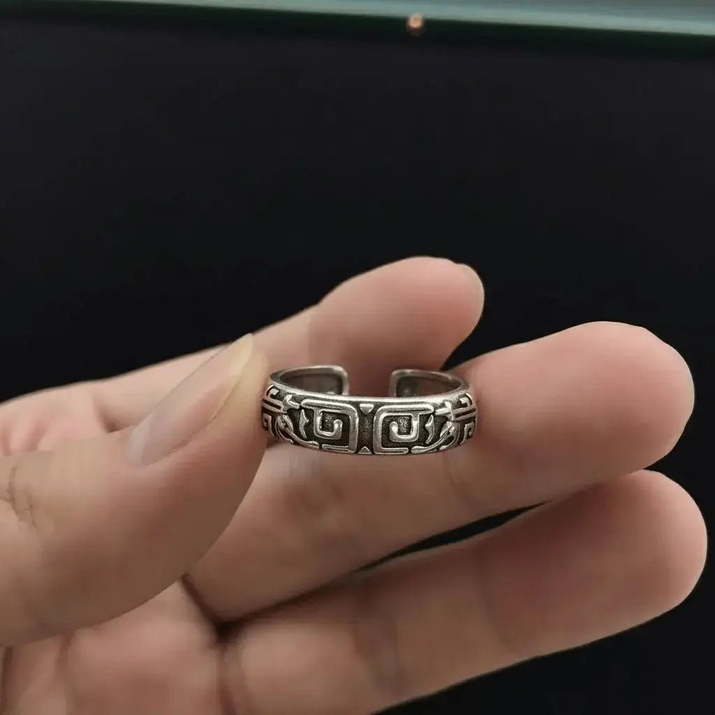 Alvora Labryon Retro Palindrome Ring | Vintage Gothic Silver Ring for Men