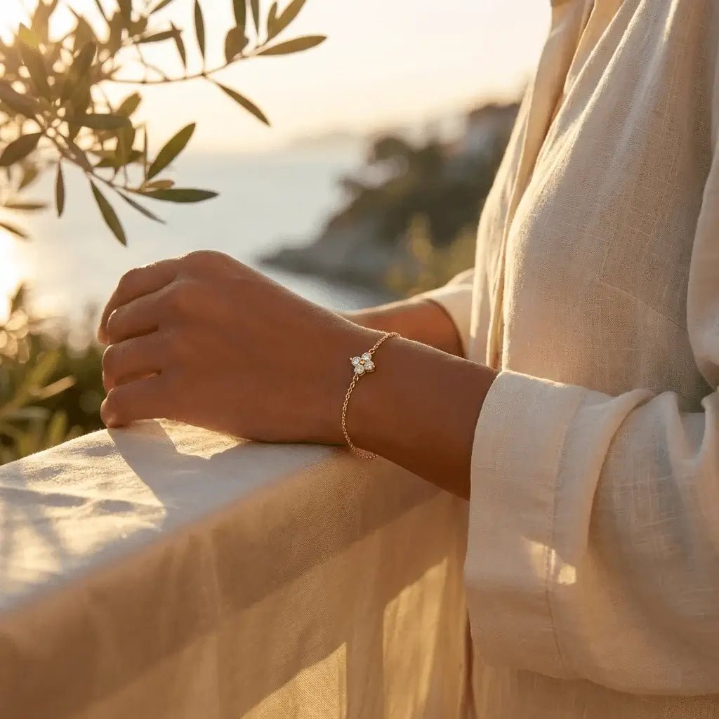 Noir Bloom  Floral Bracelet - Elegant Gold & Silver