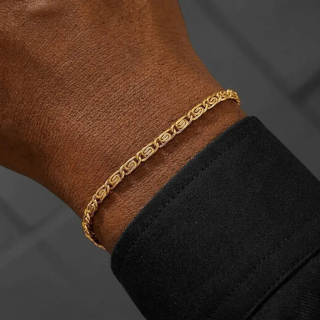 Ravix Link Gold – Waterproof Stainless Steel Minimal Bracelet for Men