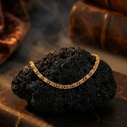 Ravix Link Gold – Waterproof Stainless Steel Minimal Bracelet for Men