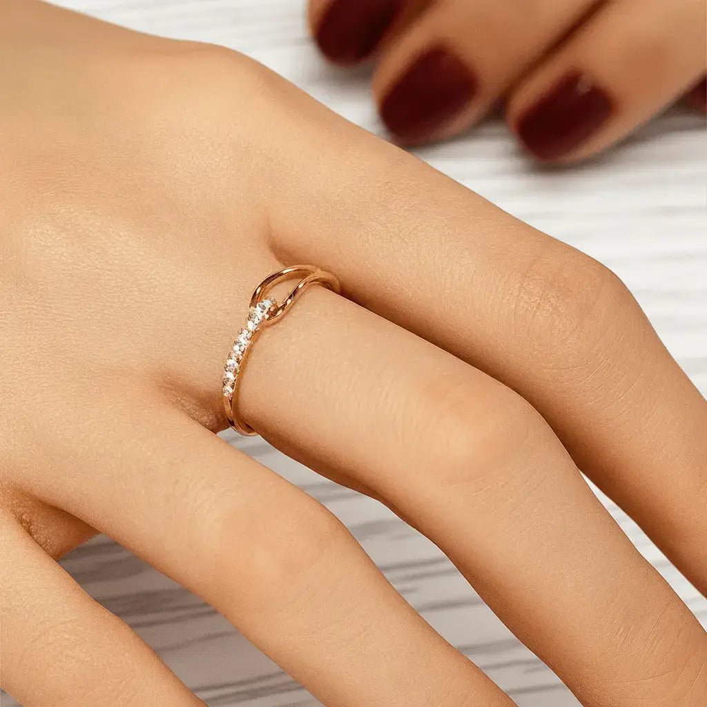 Alvora Seniqu Ring – Modern Waterproof Gold&Silver Minimal Jewelry