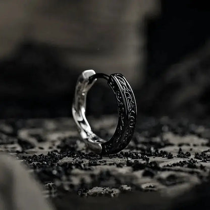 Alvora Skarn Hoop Earrings – Silver & Black Clash Vintage Huggie Jewelry