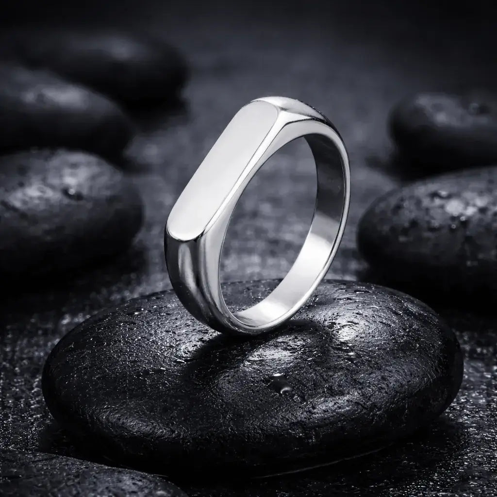 Alvora Valefo | Waterproof Stainless Steel Minimal Men’s Ring 