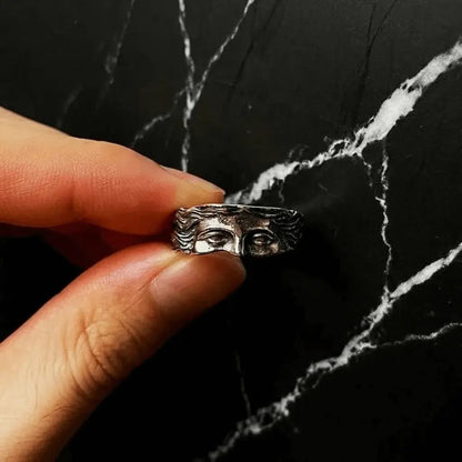 Alvora Venera Obscura Silver – Vintage Venus Face Mythology Ring