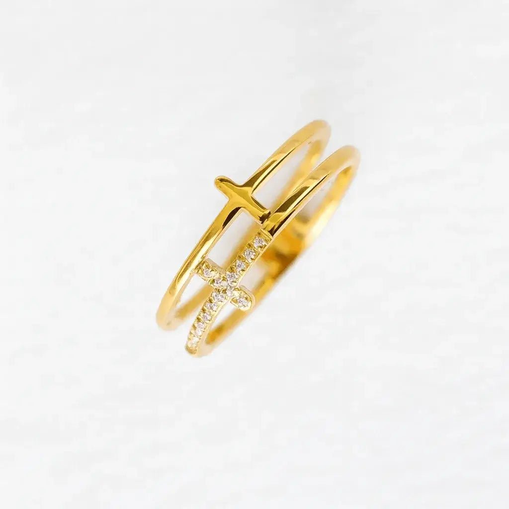 Alvora Vérité Ring | Minimalist Gold Cross Double Band Crystal Ring