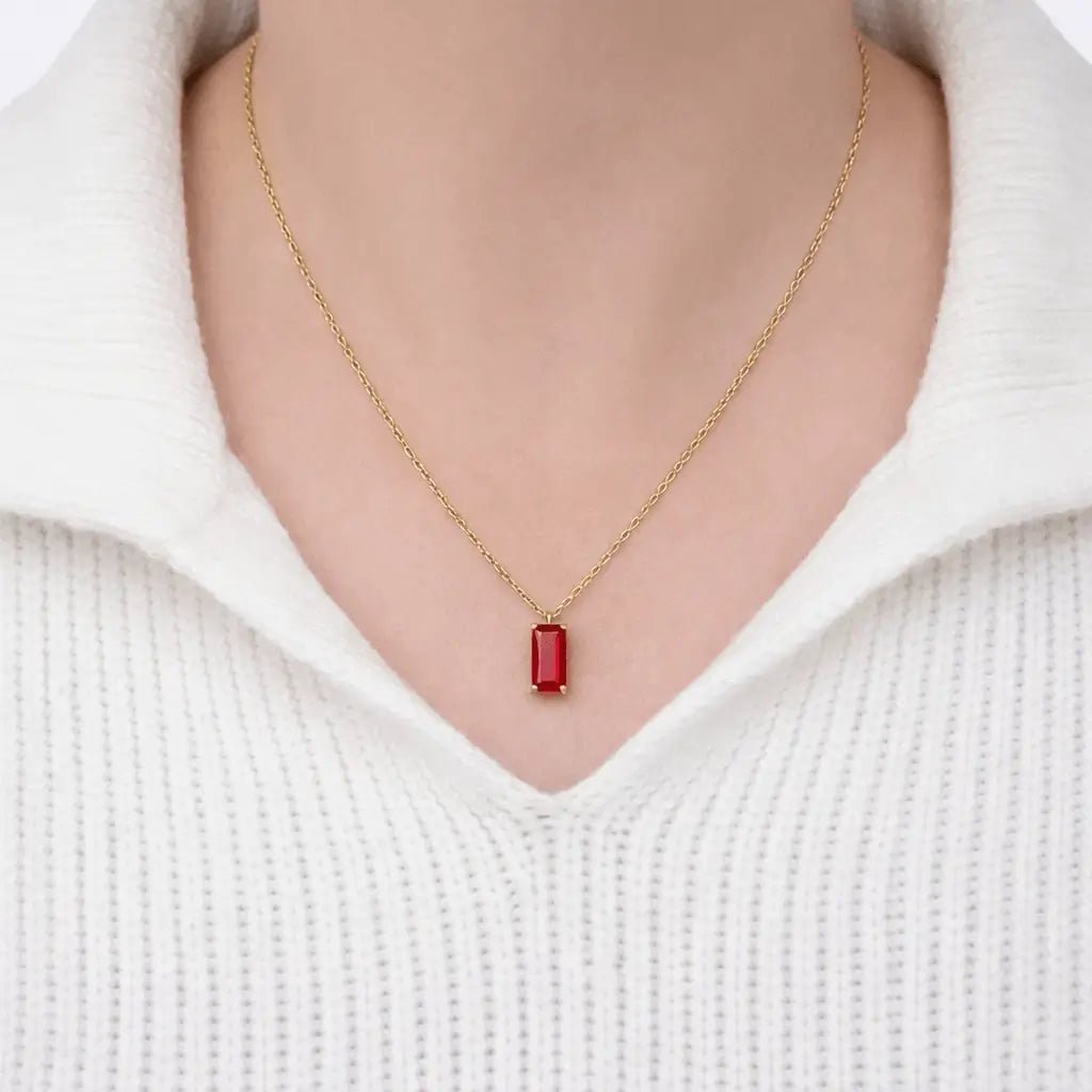 Alvora Vita – Ruby Necklace | 18K Gold Rectangle Minimal Pendant 