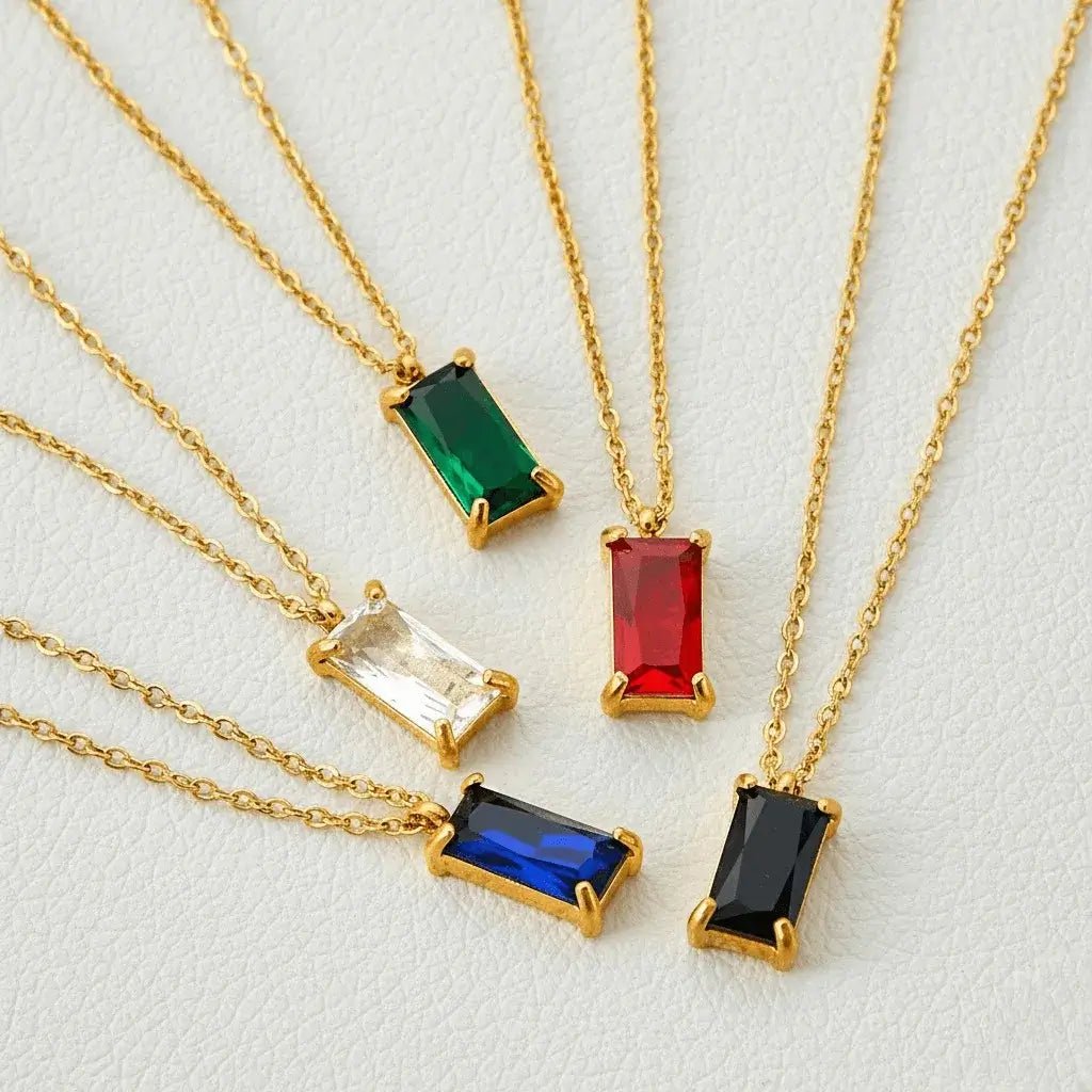 Alvora Vita – Sapphire Necklace 18K Gold Rectangle Minimal Pendant