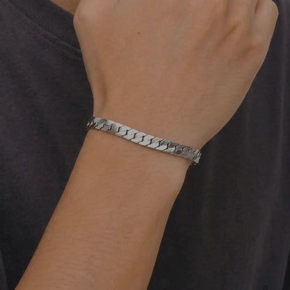 Alvora Vortex Argent–Waterproof Silver Cuban Chain Bracelet for Men